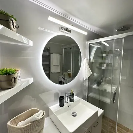 Comfort Apartment *